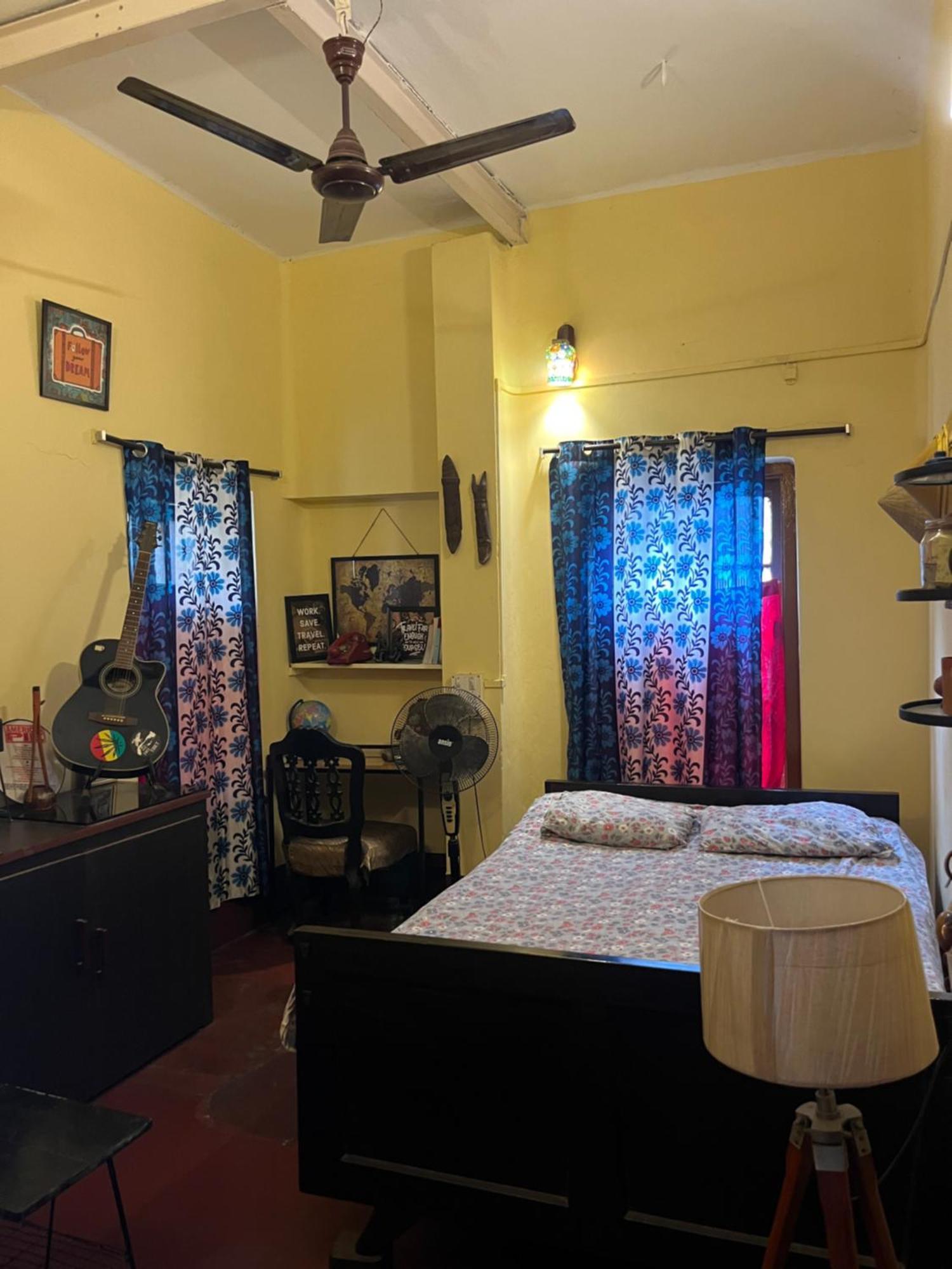 Calcutta Backpackers Homestay- For Travellers And Backpackers エクステリア 写真