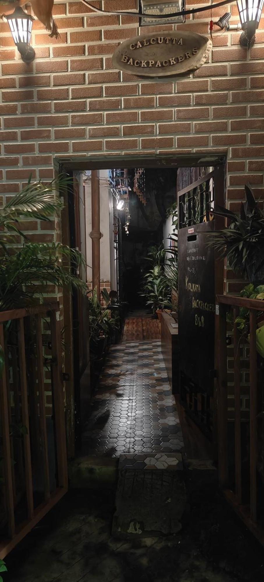 Calcutta Backpackers Homestay- For Travellers And Backpackers エクステリア 写真